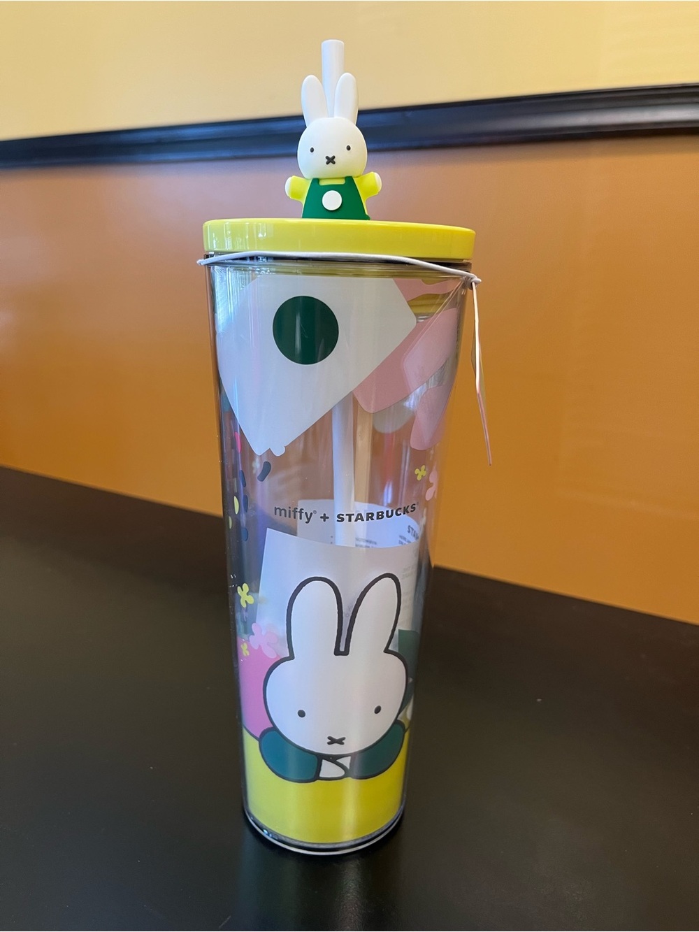 *NWT* Starbucks + Miffy Straw Topper Cold Cup Venti Acrylic Tumbler 24 oz